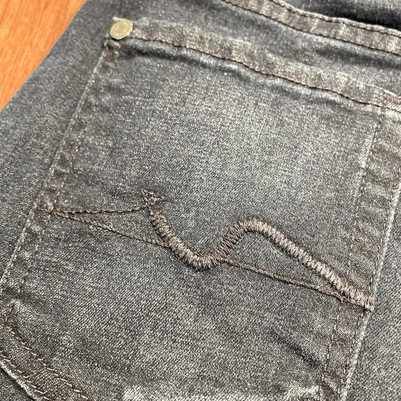 7 For All Mankind Kimmie Bootcut size 29 X 34. Dark denim. Zip front. See notes! - Picture 12 of 14